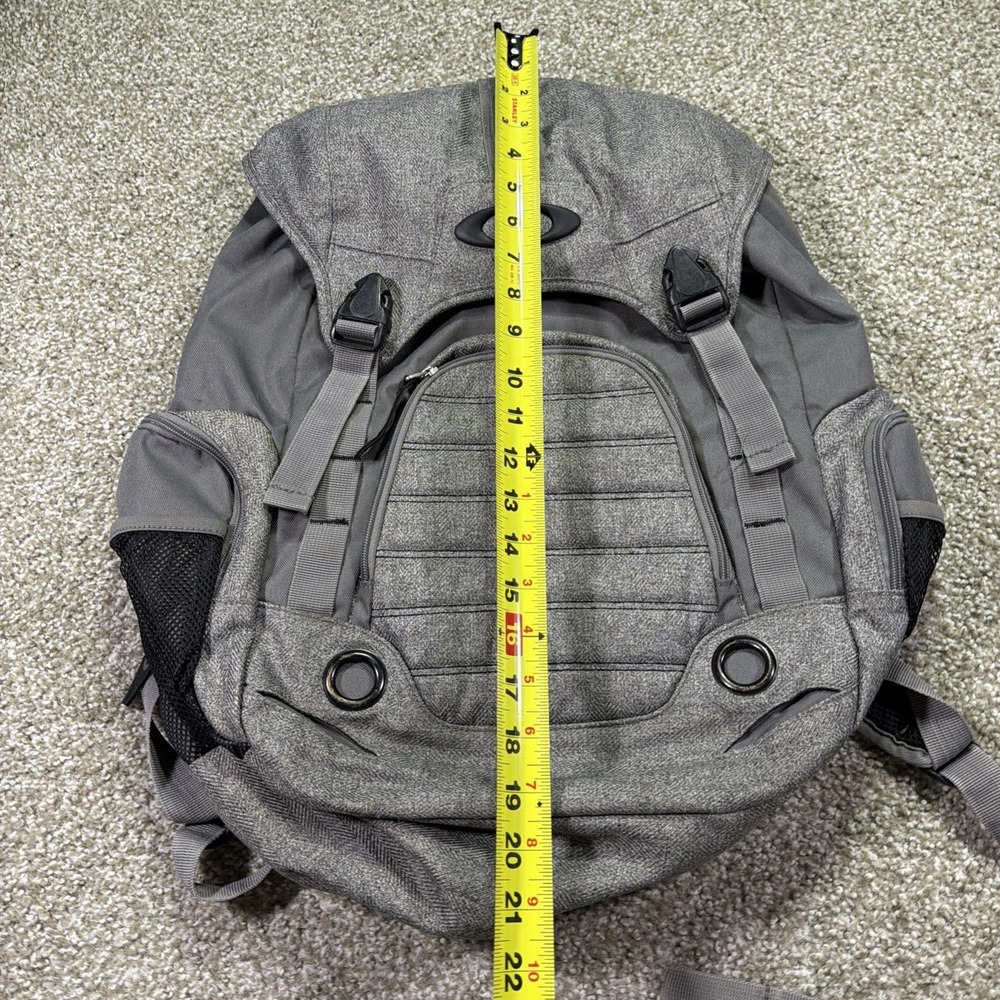 Oakley Backpack Y2k Style Gorpcore Tactical Field Gear Gray Essentiaks - Picture 14 of 15